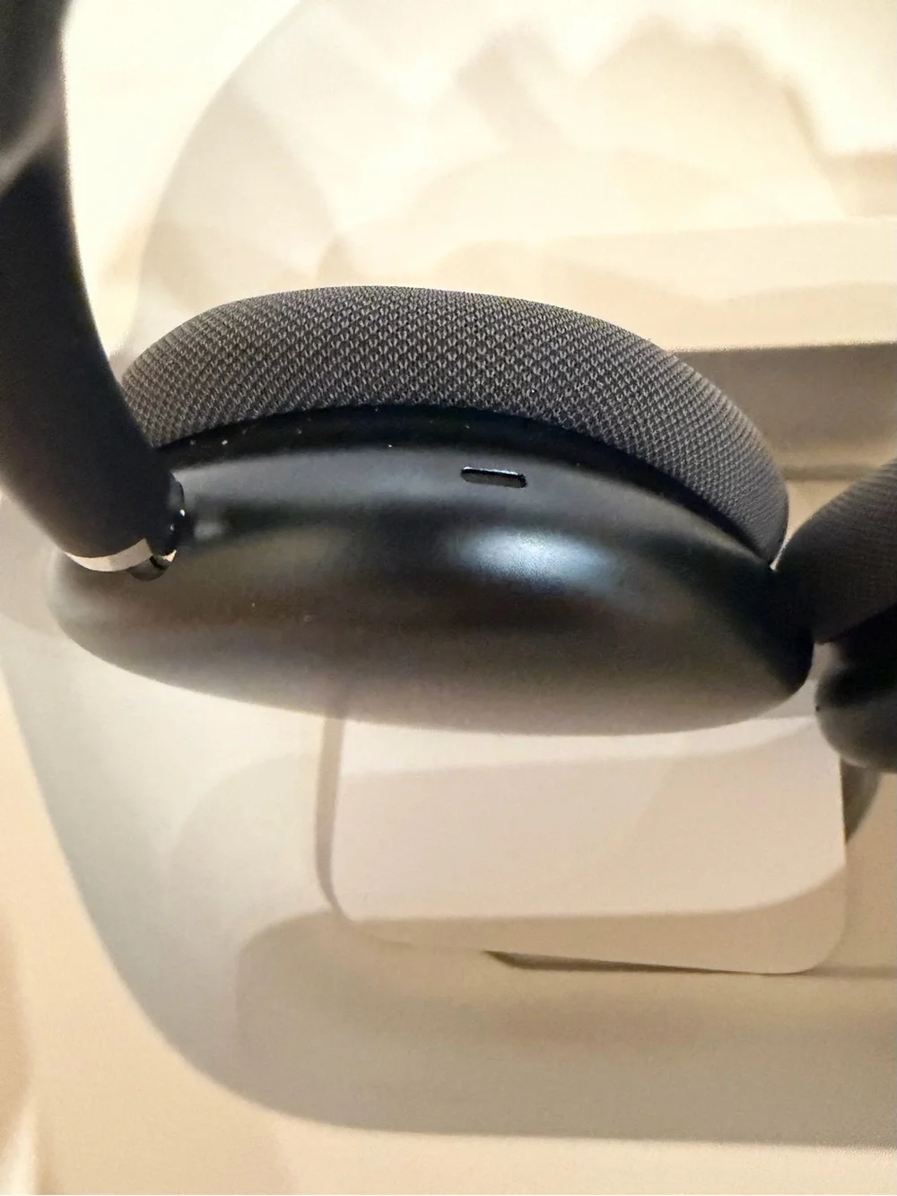 Apple AirPods Max Wireless Noise Cancelling Headphones USB-C